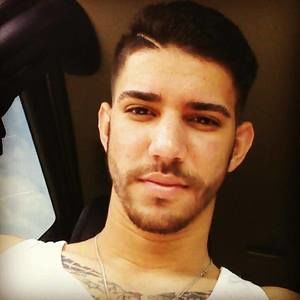 Meet your Posher, Enrique