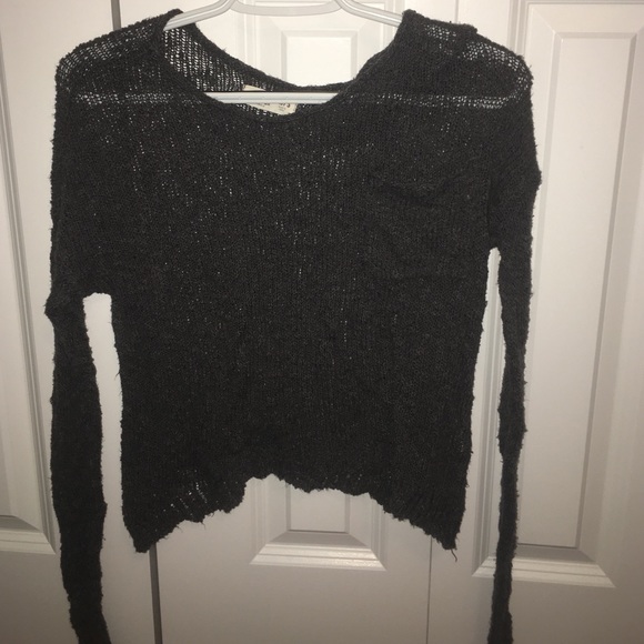 Hollister sweater - Picture 1 of 3