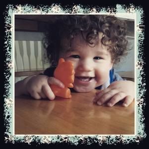 Meet your Posher, Larissa