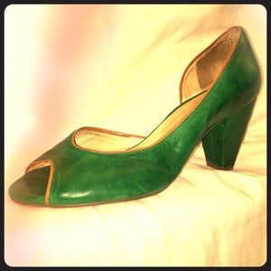 Miz Mooz Green Leather Pumps