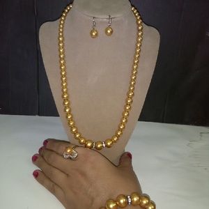 New Pearl Jewelry Set $10