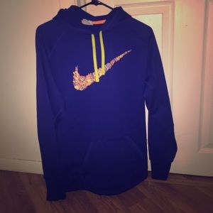 Nike sweatshirt