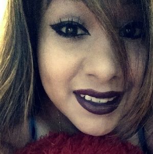 Meet your Posher, Marisol