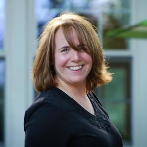 Meet your Posher, Debbie