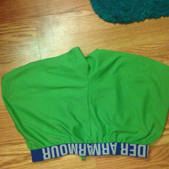 Under Armour shorts - Picture 2 of 2