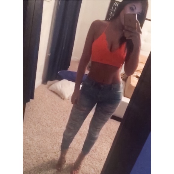 💕✨MEET YOUR SELLER 😘💕✨ - Picture 3 of 6