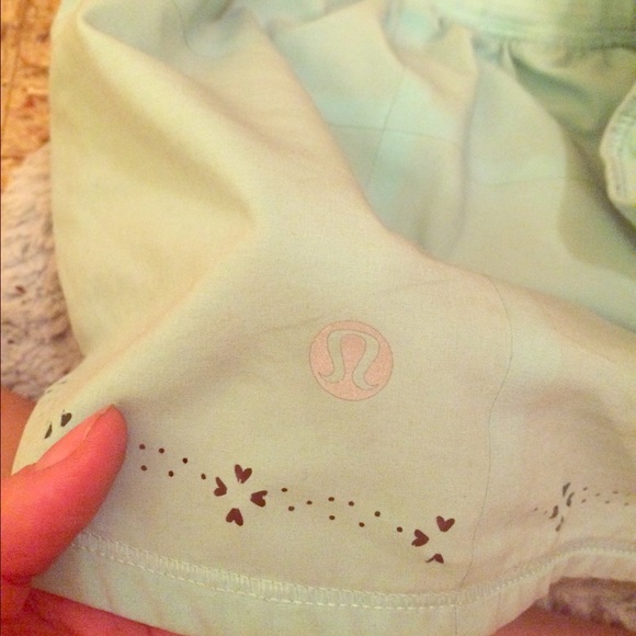 Lululemon Breeze Laser Cut Shorts