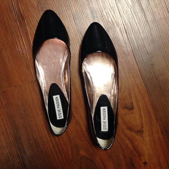 Glossy black Steve Madden flats with almond toe