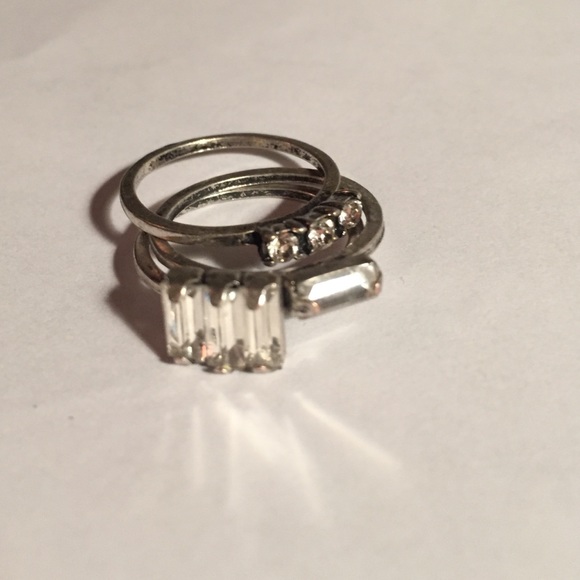 Stackable sparkly rings - Picture 2 of 4