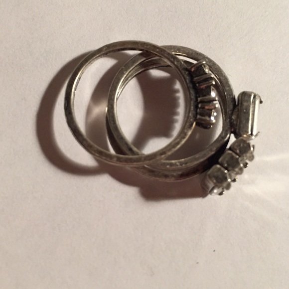 Stackable sparkly rings - Picture 3 of 4