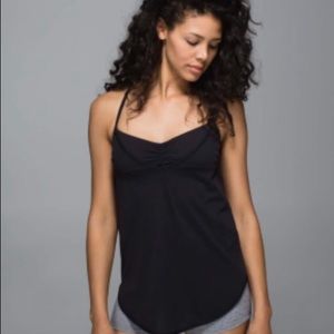 NWT Authentic Lululemon Roll Out Tank