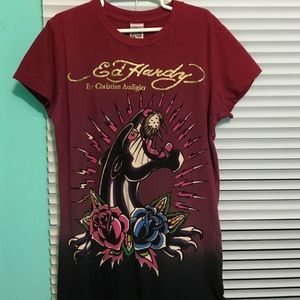 Ed hardy t shirt!