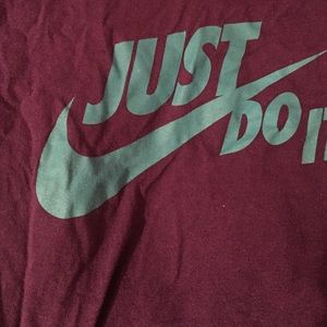 Nike tshirt