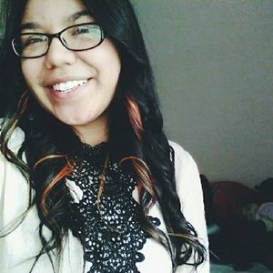 Meet your Posher, Angie