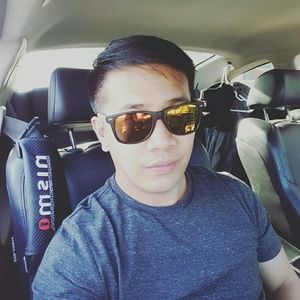 Meet your Posher, Philip