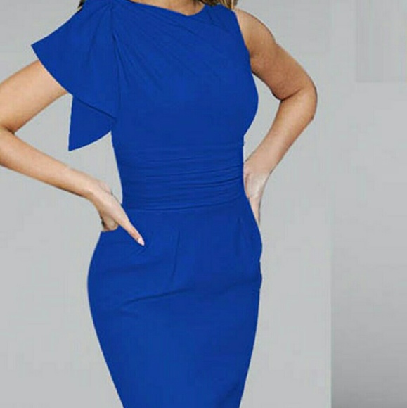 Blue sleeveless dress