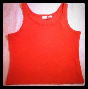 no boundaries Red Tank Top