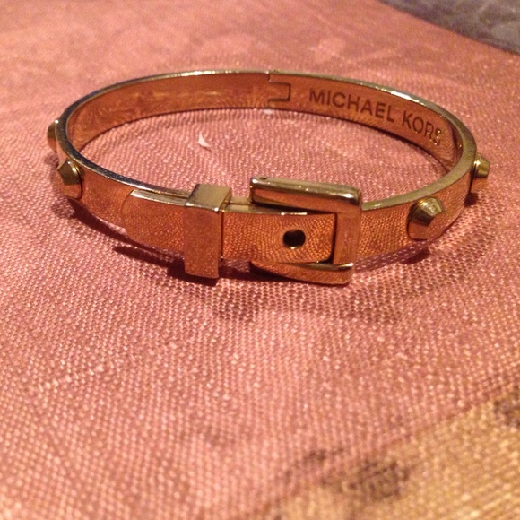 Gold Michael Kors bracelet