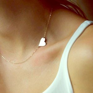 Asymmetrical Heart Pendant❤️