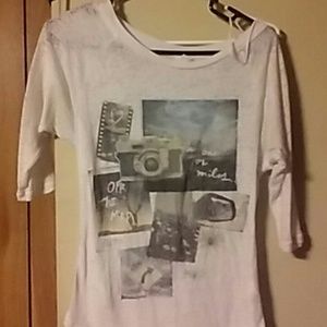 Quarter sleeve aeropostale shirt