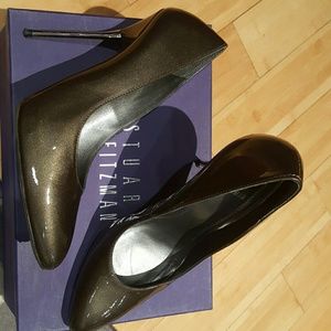 Stuart Weitzman Dagger iron quasar heel