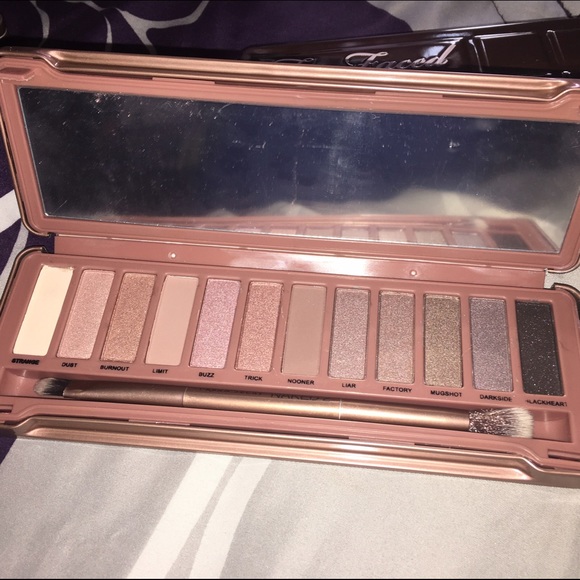 Urban Decay eyeshadow