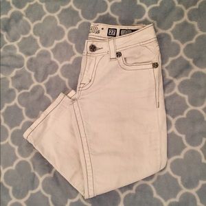 Miss Me white capris