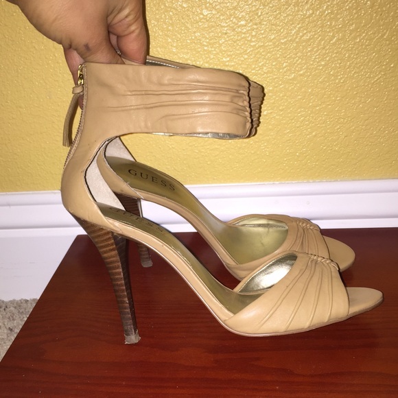 Guess heels size 7.5