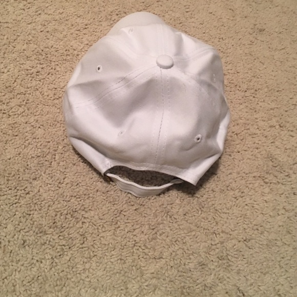 brand new drake hat - Picture 2 of 3