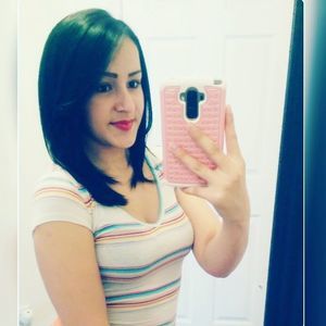 Meet your Posher, Sandy