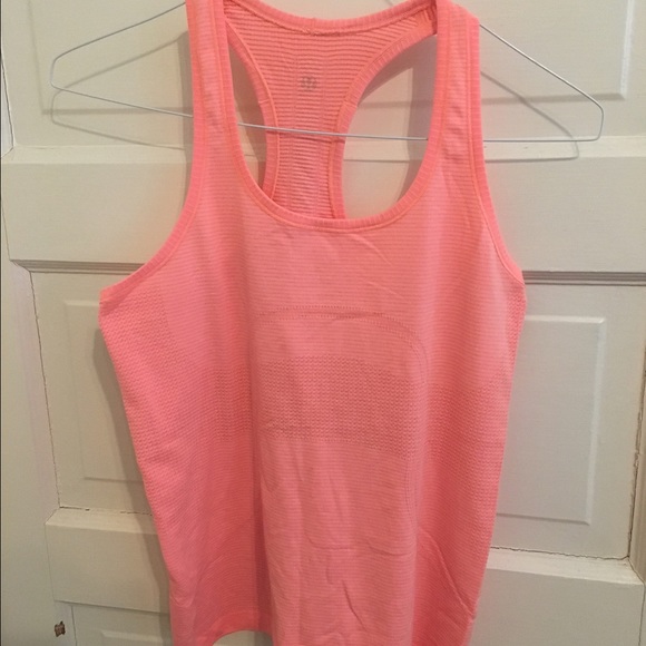 Lululemon Swiftly Tech Racerback