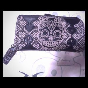 ☠Loungefly wallet