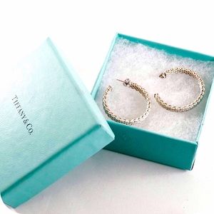 🎀 Tiffany & Co Somerset Earrings 🎀