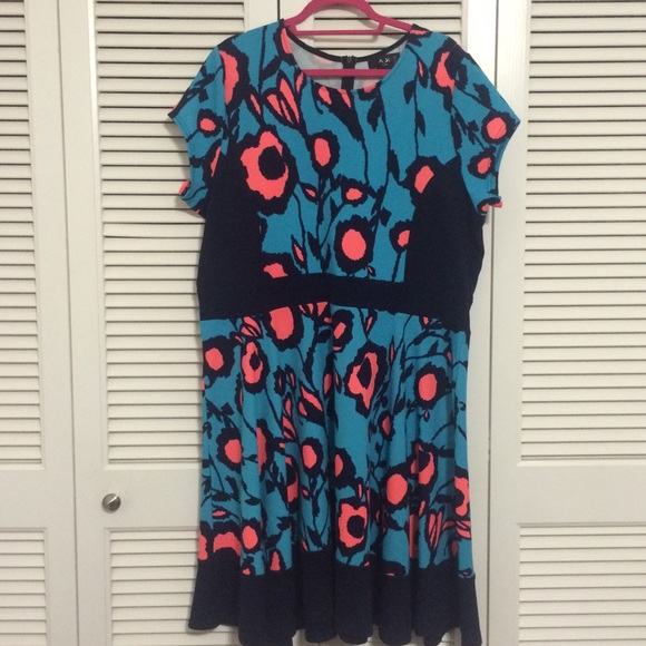 Plus size dress