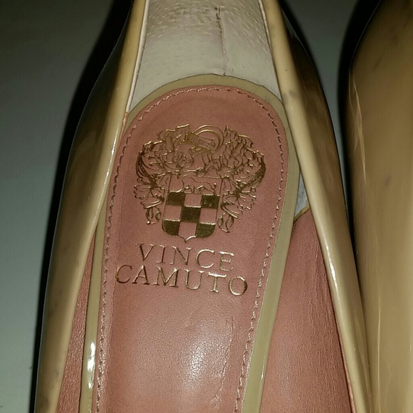 Shoes - Picture 3 of 4