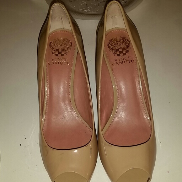 Shoes - Picture 4 of 4