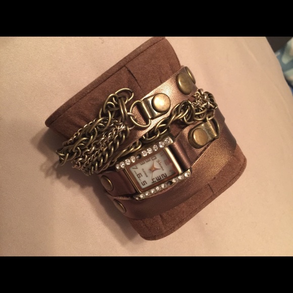 Bracelet watch and bangle both as pictured