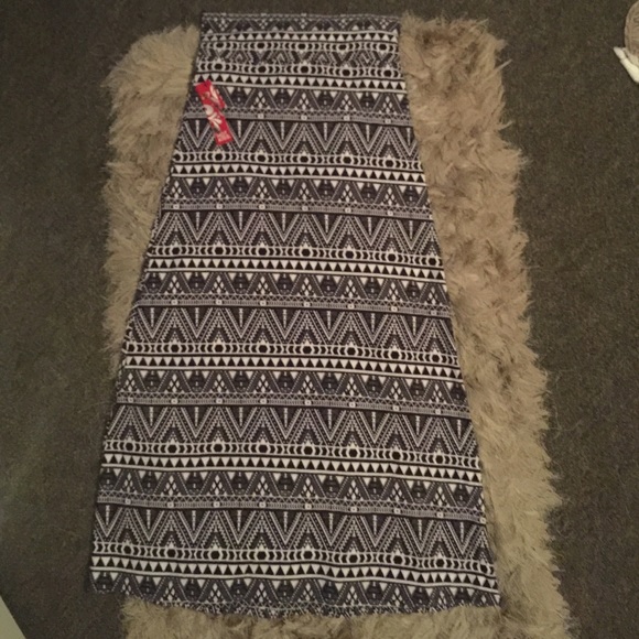Tribal Print Maxi Skirt
