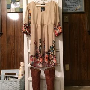 Adorable floral hipster dress by Reborn.