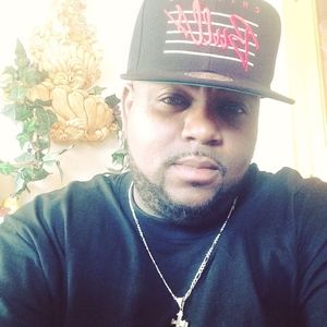 Meet your Posher, Devin