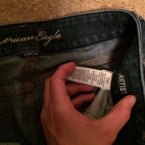 Capris AE - Picture 2 of 3