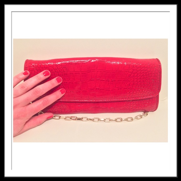 ❤️Fabulous Red Croc Clutch❤️