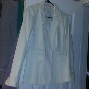 Banana rep. White blazer