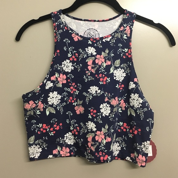 Floral halter cropped top