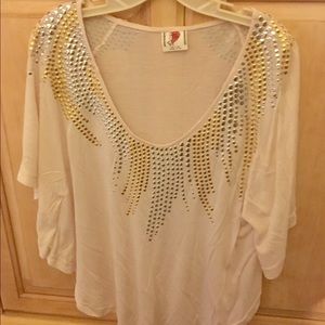 Free People top with sparkle! ❤️