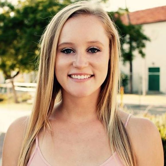 Meet your Posher, Brenna