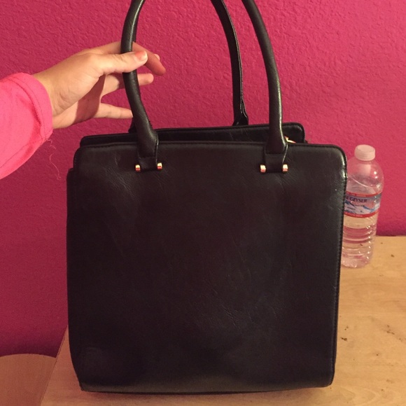 Black purse