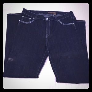 Skinny jeans with fleur pockets