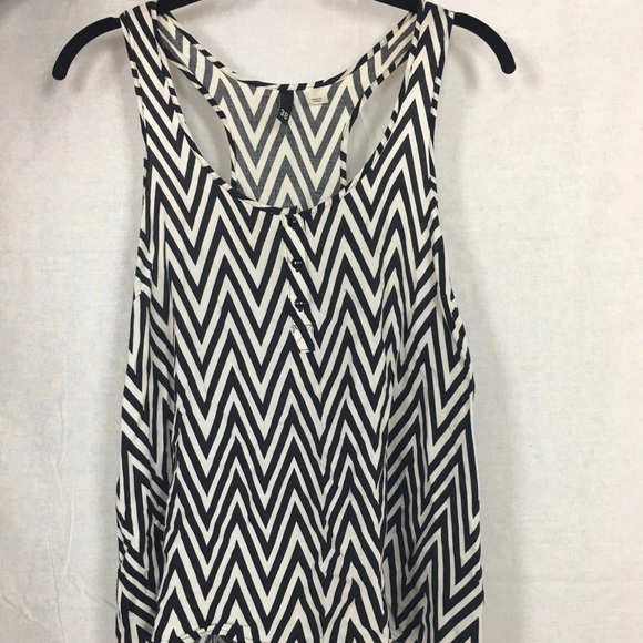 Black and white tank top