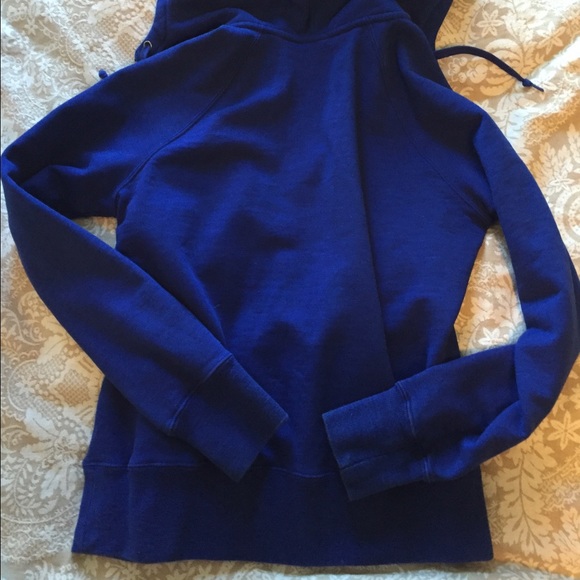 Nike sweatshirt - Picture 2 of 2